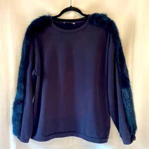Zara Women's Navy Crewneck Sweatshirt Faux Fur Sleeves Medium Boho Cozycore